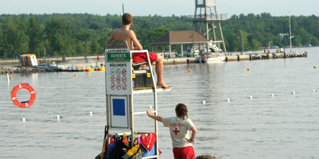 sea ​​lifeguard